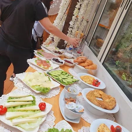 60 3* Tirana