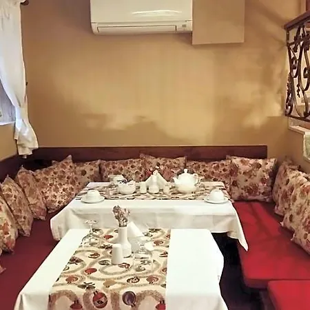 60 Hotel Tirana